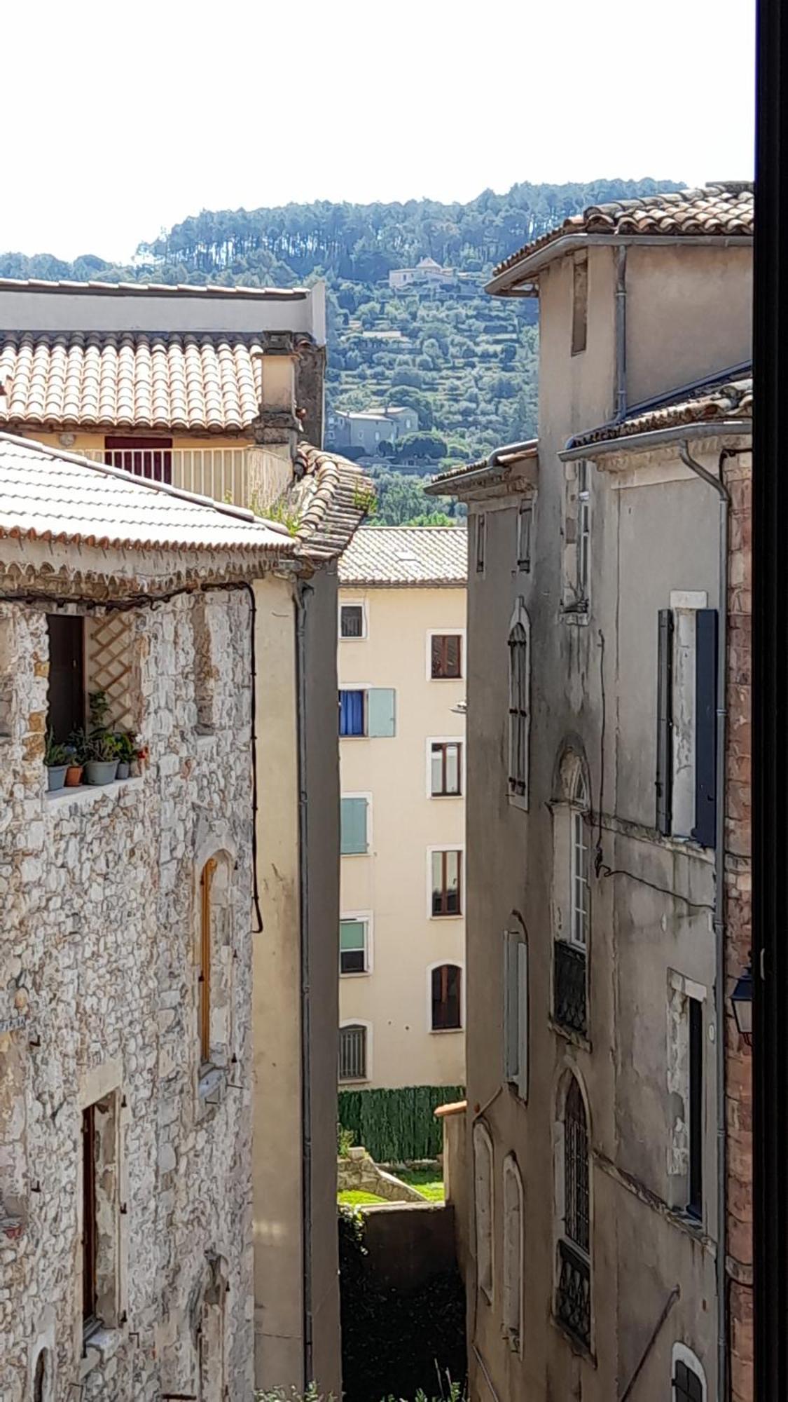 La Tour De Pezene Acomodação com café da manhã Anduze Quarto foto