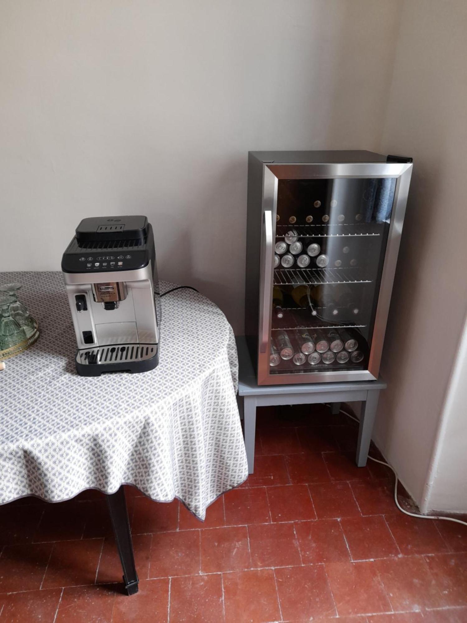 La Tour De Pezene Acomodação com café da manhã Anduze Exterior foto